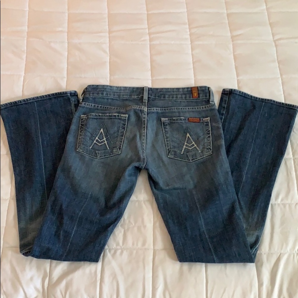 Jeans - Picture 2 of 4